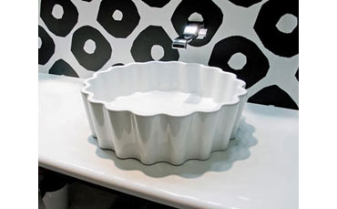 Ceramica Flaminia presenta Doppio Zero, il nuovo lavabo da appoggio ispirato agli anni ’70